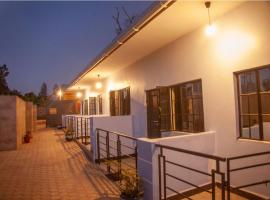 Shavia Lodge, alojamiento con cocina en Arusha