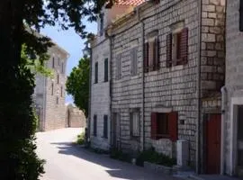 Stonehouse Kotor Bay