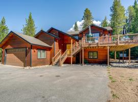 5 Mi to Ski Resort Breck Home with Hot Tub!, hotel na praia em Breckenridge