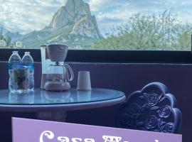 Casa Morada, дешевий готель у місті Берналь