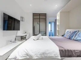 NEAR Subang Airport DK impian studio room 1-2pax