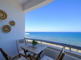 Lazuli Sea View Beachfront- Ap 61, хотел в Ларнака
