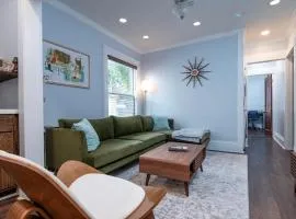 Fully-stocked Kitchen, AC, WiFi, WD, Near Baseball and Downtown