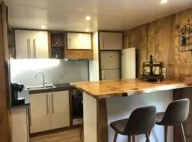 "La clé dorée" Chalet mitoyen avec jardin et -WIFI-