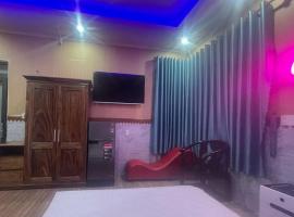 Khách sạn Minh Tiến, hotel in Dĩ An
