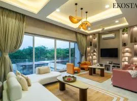EKOSTAY - Casa Enzo 7BHK -Theatre Room Private Swimming Pool and Indoor Games
