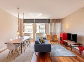 VIVA Aliados Spacious & Bright Flat