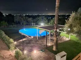 Villa Hippodrom-INDEPENDENT VILLA WITH POOL