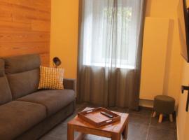 Appartement tout confort 4 personnes à Porté-Puymorens, Hotel in Porté-Puymorens