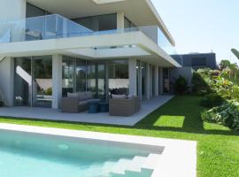 Villa Mar & Luz, Porto, Mindelo Beach, hotel a Mindelo