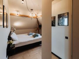 Boetiek Hotel 't Convent, hotel v destinaci Lo-Reninge