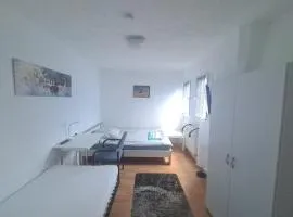 Wohnreich Ulm Zentral 4OG -2er WG!