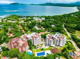 Langosta Beach Ocean View Penthouse w Pool