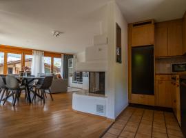 Spacious flat with excellent location & parking, hotel v destinaci Reichenbach