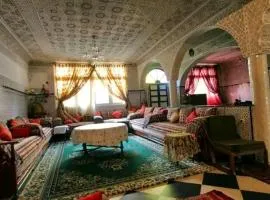 Riad Nabila