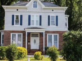 Newly Renovated Historic 6-Bedroom Manor, Where Timeless Elegance Meets Modern Luxury