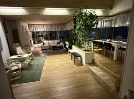 Riverside Villa Aurora