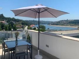 Porto house on the Douro, Hotel in Valbom