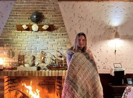 CasaBlanca, hotel in La Coronilla