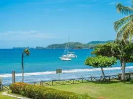 Oceanfront Villa, Private Pool & Daily Refresh