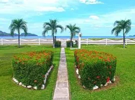 Picturesque Beachfront Condo w - Pool