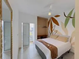 Apê 212 - Piscina, Churrasqueira, 2 Quartos a 600m da Orla Central