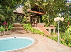 Mountain Retreat, chal&eacute; alpino em Rancho Caf&eacute;