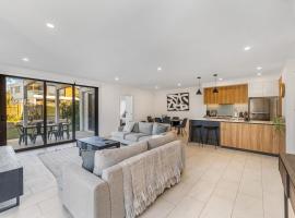 Modern Torquay Living, hotel in Torquay