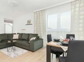 Kazimierza Wielkiego Cozy Apartment Parking by Rent like home