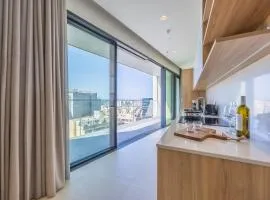Cityscape Residence in Mercury Tower