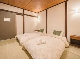 Fox inn 2F 3 mins from Hanazonocho