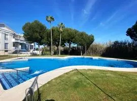 Apartamento Jara, playa, piscina, AC, Wi-Fi