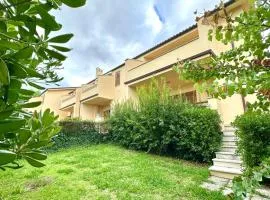 Marcelli, trilocale con giardino a 200mt dal mare - M114