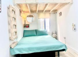 PRECIOSO Y PEQUEÑO LOFT CENTRO DE CONIL