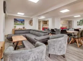 À 80m des pistes, bel appartement pour 15
