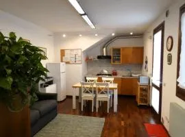 Mamma Mia on ground floor with private parking TV-VENICE