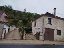 Chambres d hôtes chez Georges, bed and breakfast en Spoy