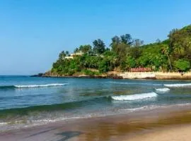 Baga Beach Crystal