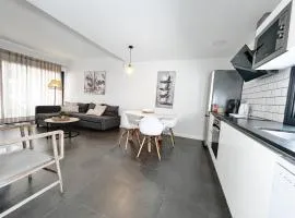 Apartment Sleeps 4 with Scenic Views