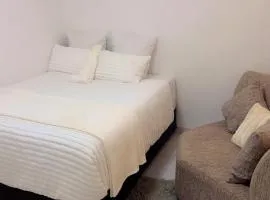 Kiki's Inn Self-Catering & accommodation