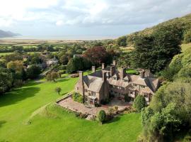 Luxury Bed And Breakfast at Bossington Hall in Exmoor, Somerset, hotel i Porlock