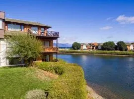 RentUp - Casa en Bariloche con terraza y piscina en Villa Huapi