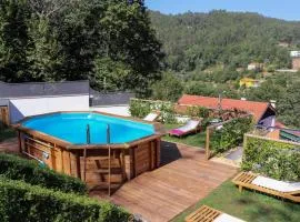 Welcoming house with pool in Lomba