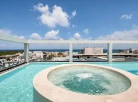 Studio with ocean view on 5th Ave