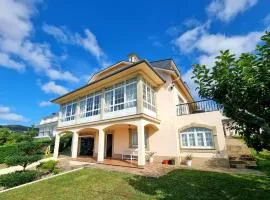 Siete Playas Surf House