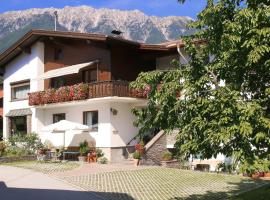 Haus Gamper-Haselwanter, hotel v destinaci Tarrenz