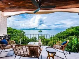 Ocean View Condo with Infinity Pools & Veranda