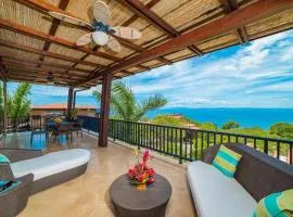 Captivating Ocean Views Condo with Pool