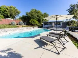 Mid-century Masterpiece With Pool , Spa & Tesla