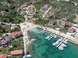 Apartments by the sea Lukoran, Ugljan - 20387